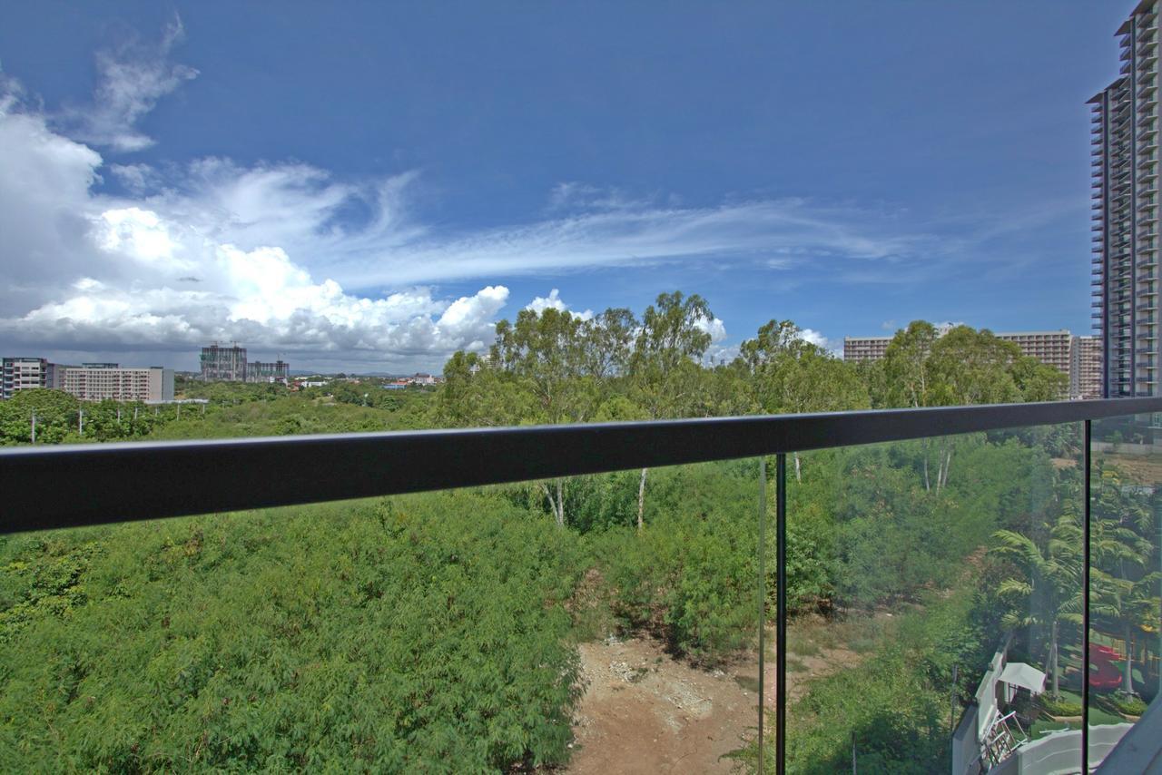 Laguna Beach Resort Jomtien Beach Exterior photo
